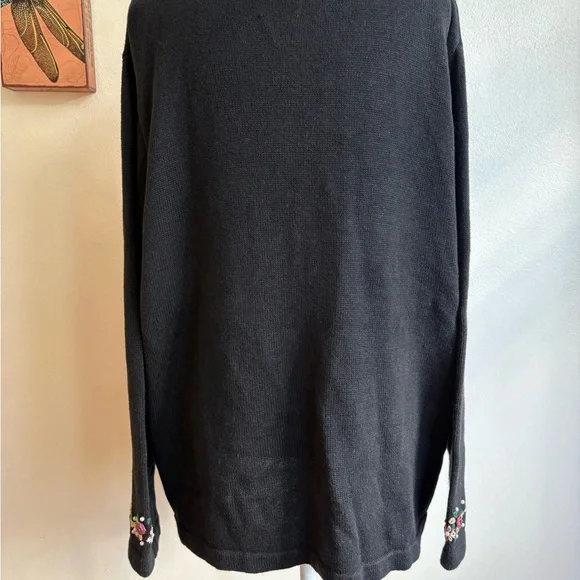 Christmas Cardigan - Picture 9 of 13